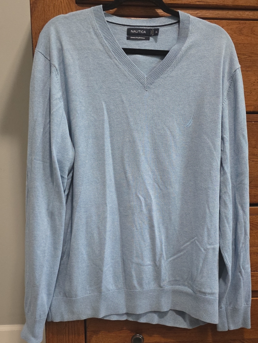 Nautica Men's Pale Blue V-Neck Sweater